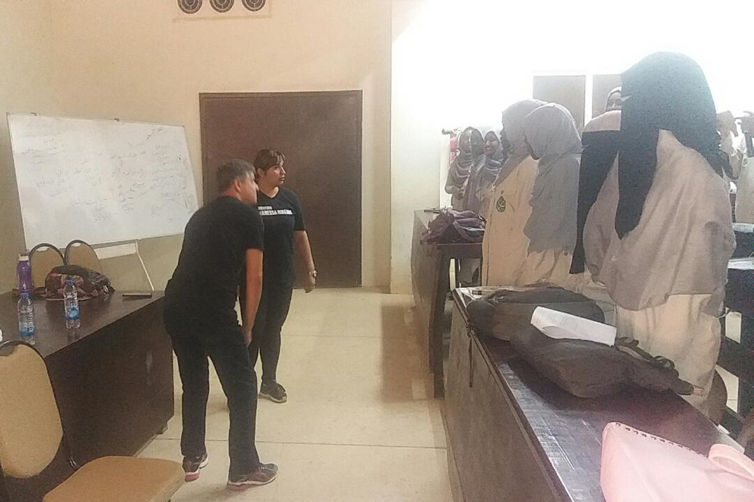 ورشة عن الدفاع عن السلوك الغير آمن في المجتمع ضد الفتيات